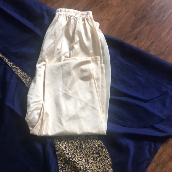 Kurta with leggings NEW!!!!!! - Picture 5 of 7